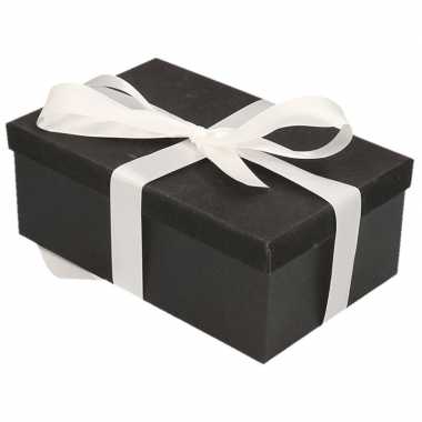Kerstversiering kadodoosje/cadeaudoosje zwart/glitter 24 cm
