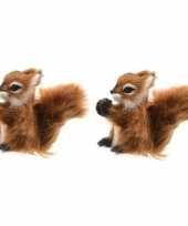 2x bruine eekhoorn kerstversiering clip versiering 8 cm