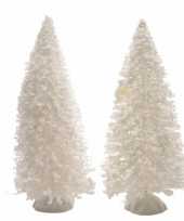 Kerstdorp maken besneeuwde versiering dennenbomen 2 stuks 15 cm