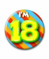 Verjaardags button i am 18 kledingversiering voor verjaardag