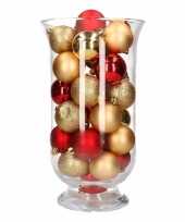 Woonversiering goud rode kerstballen in vaas